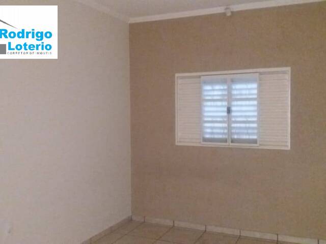 #646 - Casa para Locação em Rio Claro - SP - 2