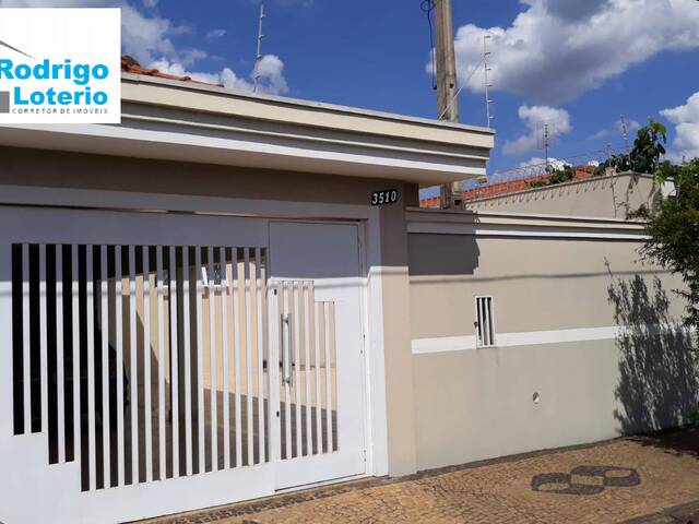 Casa para Venda em Rio Claro - 1